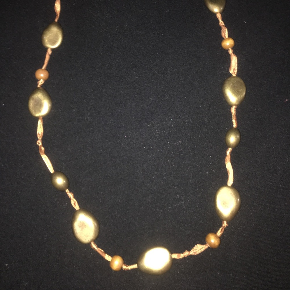 Gold ribbon necklace!